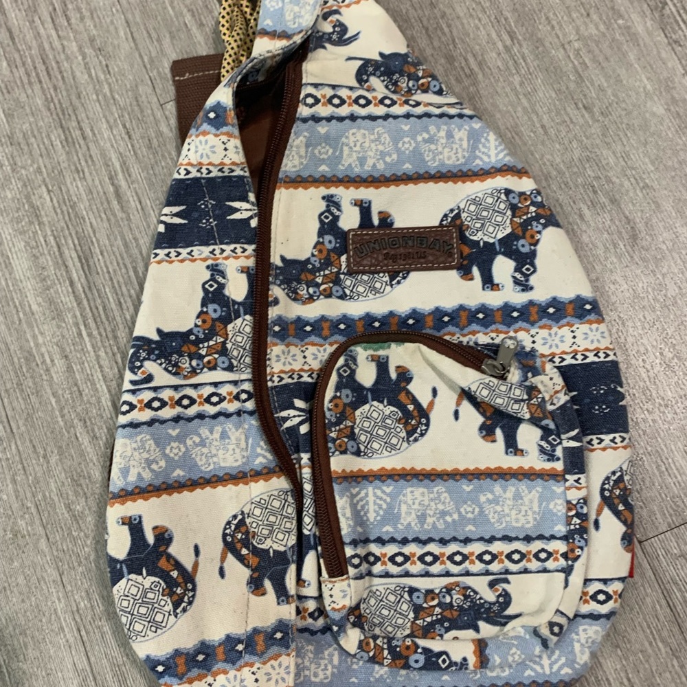 Unionbay crossbody bag